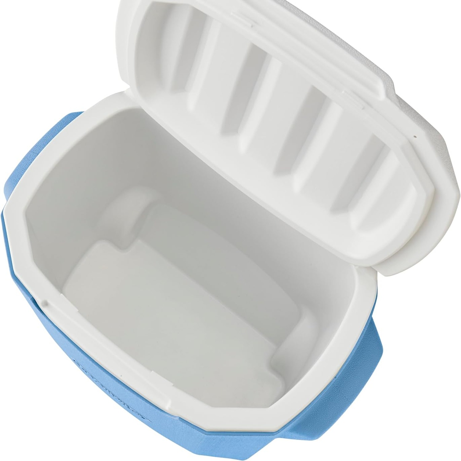 Coleman 26L Wheeled Cooler Box